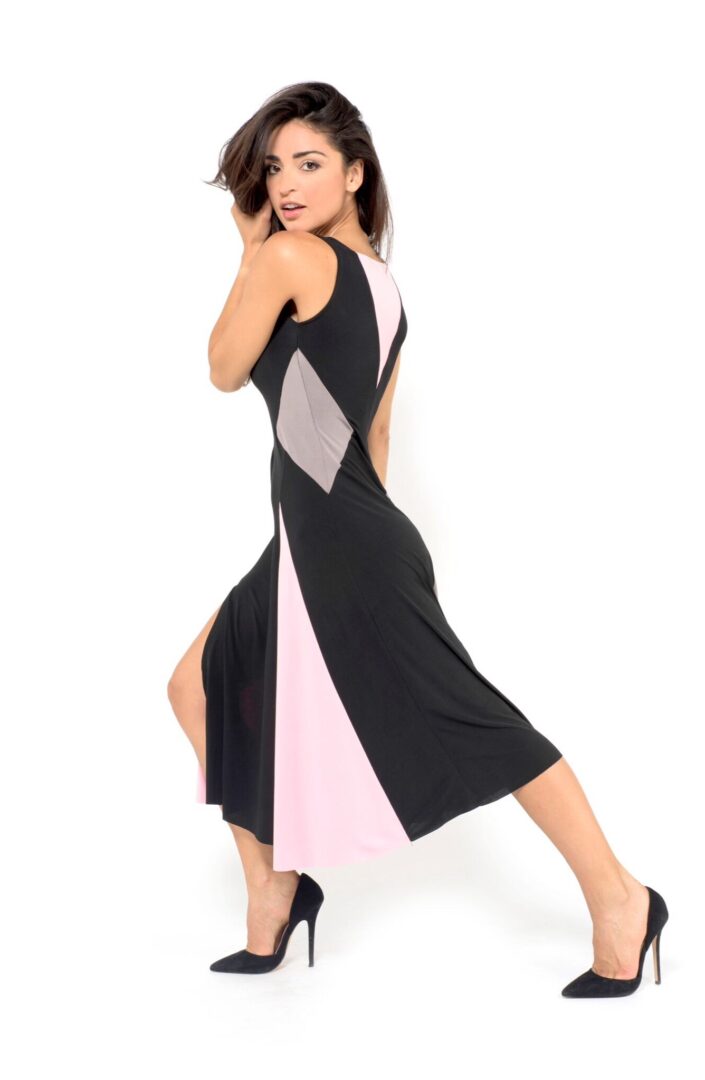 A colored image of rombi tango dress